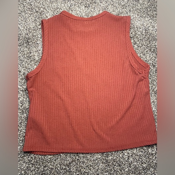 Women’s Olivia Rae tank💖 - Picture 2 of 3